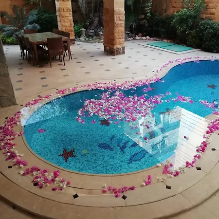 Cheerful Standalone Villa With Pool And Waterfall Cairo Exterior photo