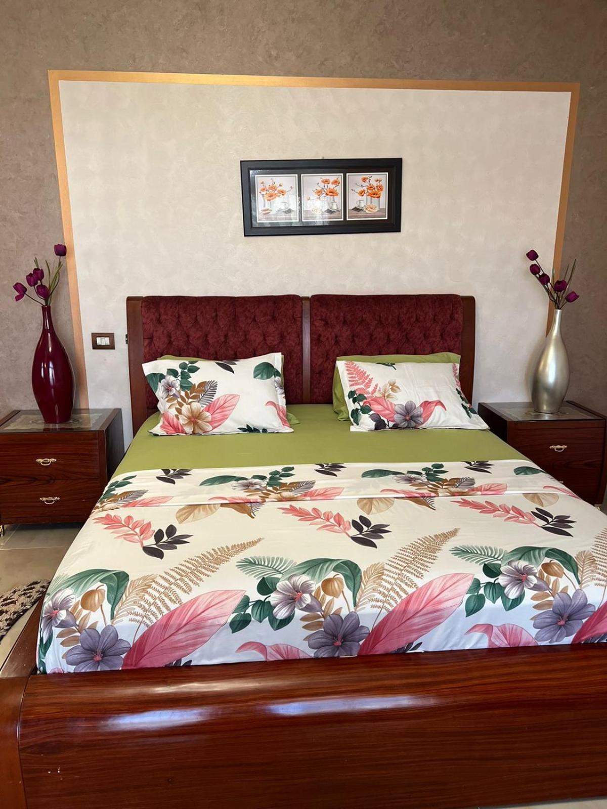 فيلة Cheerful Standalone With Pool And Waterfall