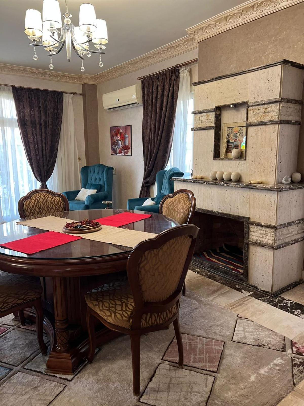 Cheerful Standalone With Pool And Waterfall * القاهرة
