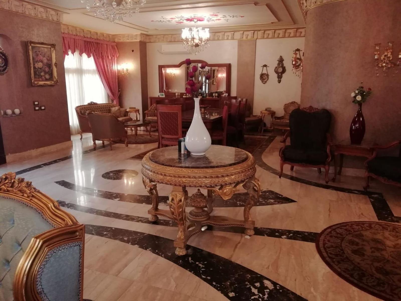 Cheerful Standalone With Pool And Waterfall * القاهرة