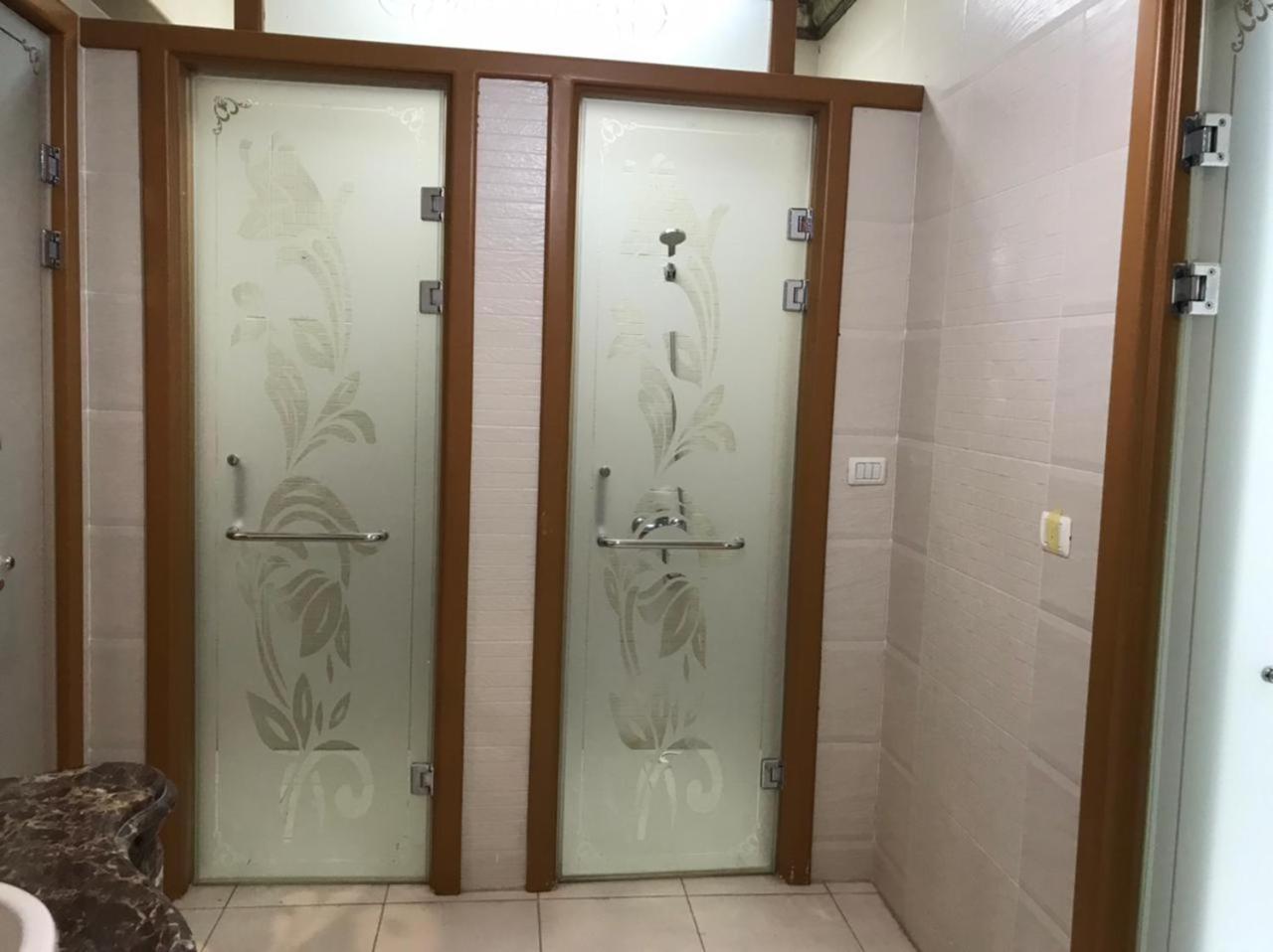 Cheerful Standalone With Pool And Waterfall فيلة القاهرة