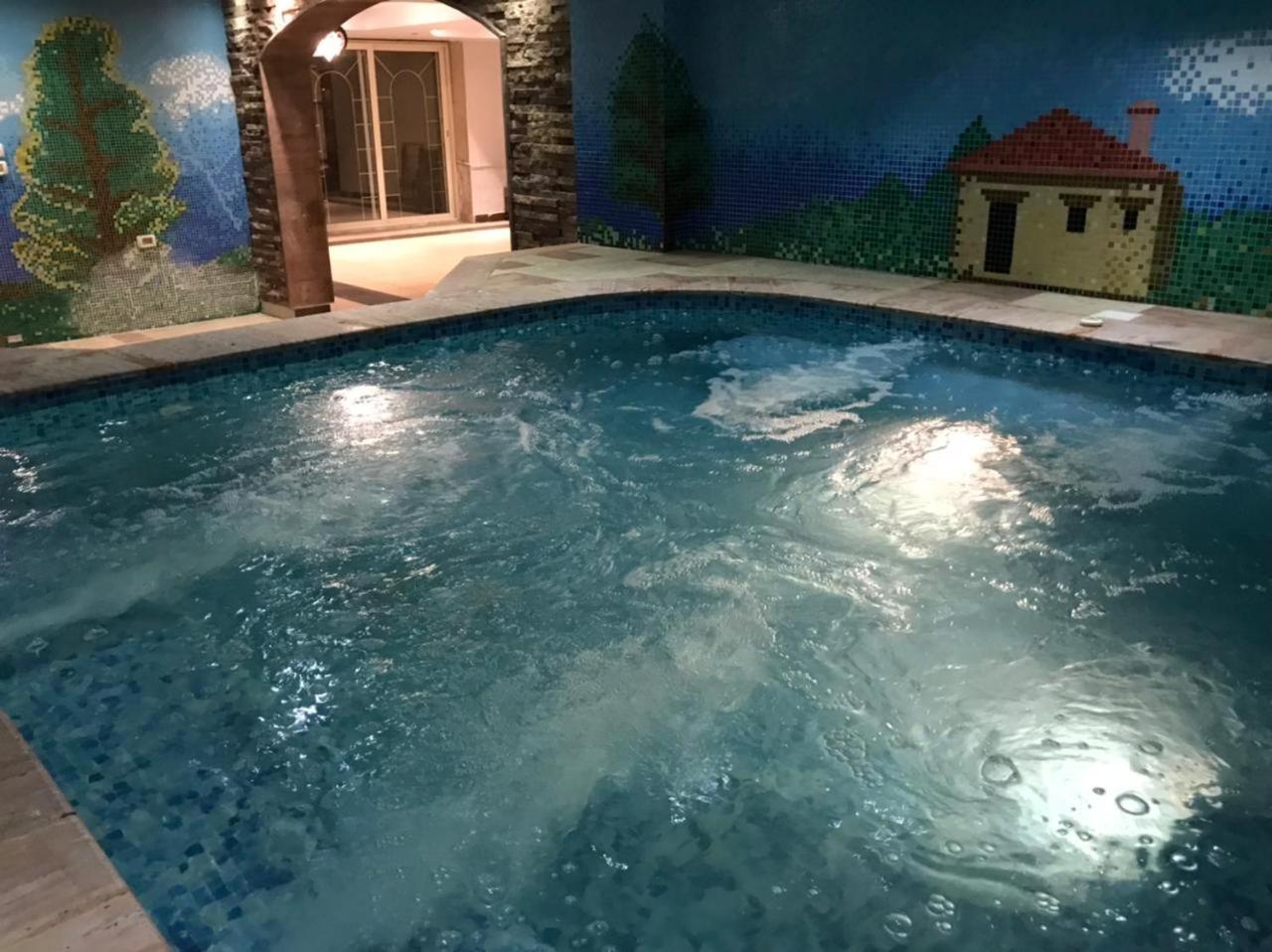 Cheerful Standalone With Pool And Waterfall فيلة القاهرة